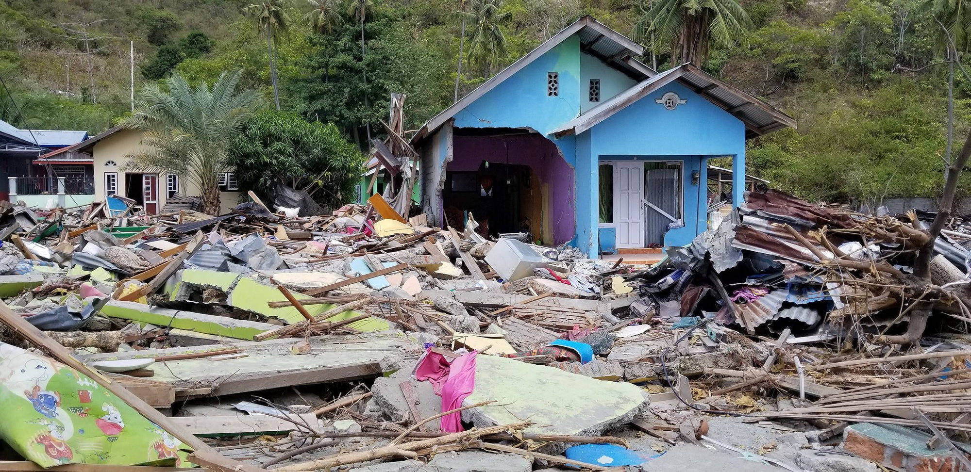 Earthquake Awareness Month: How to Prepare for an Earthquake-LuminAID